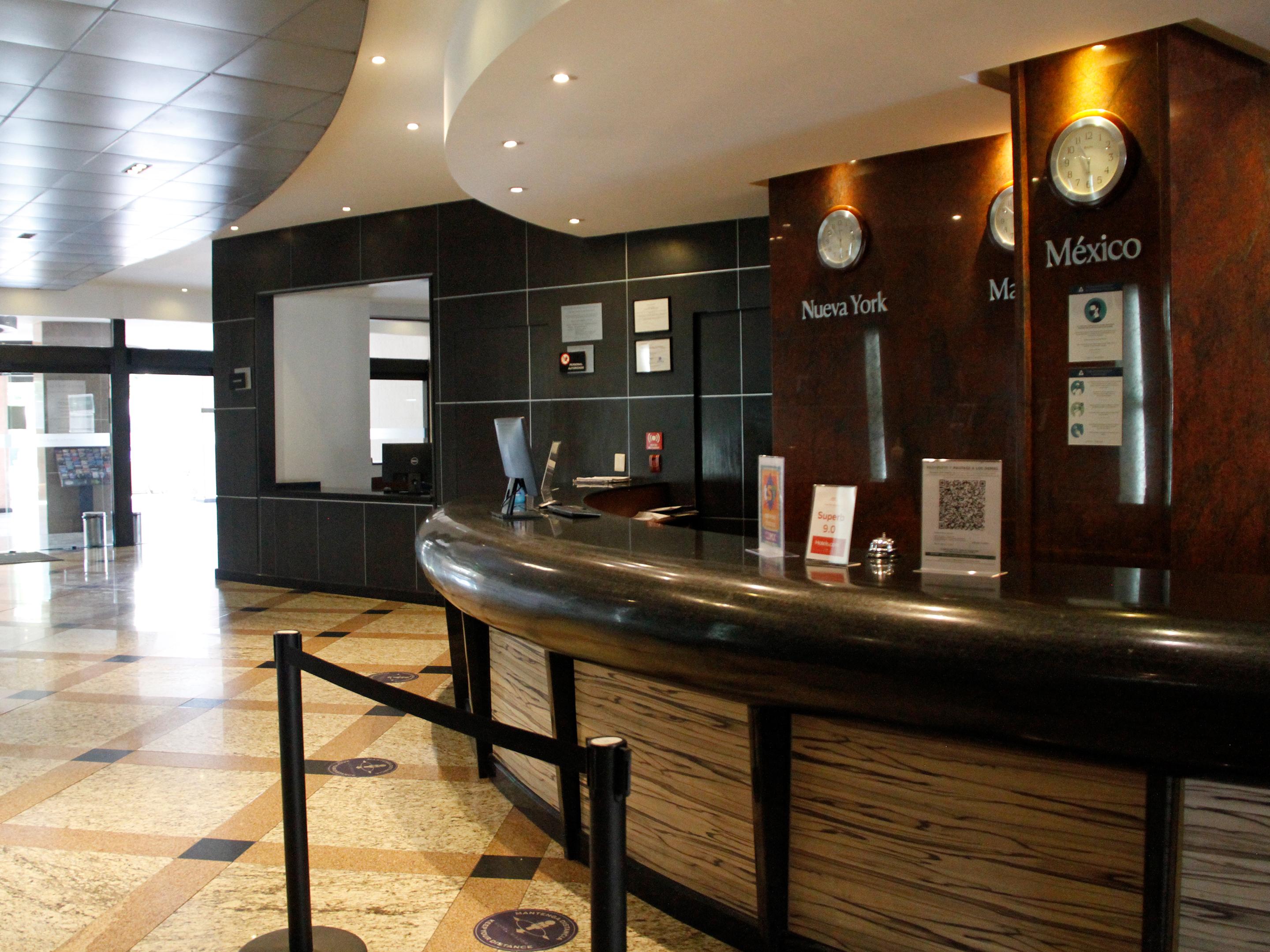 Hotel Riazor Aeropuerto Meksika Dış mekan fotoğraf